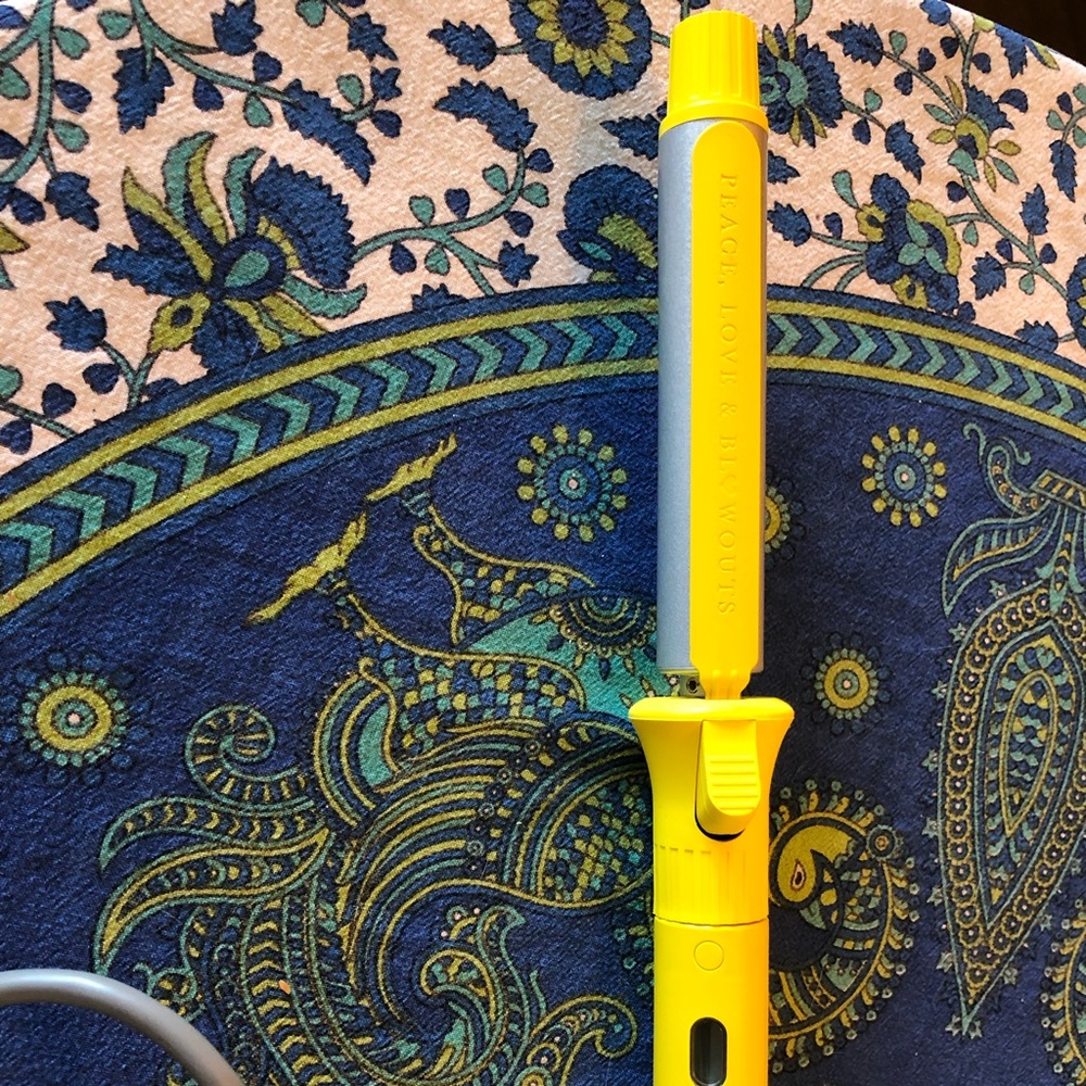 Brand new DryBar curling iron
